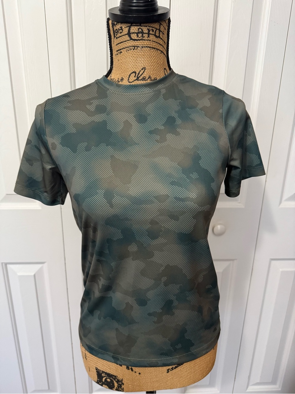 All in Motion Green Short Sleeve Camo Tee